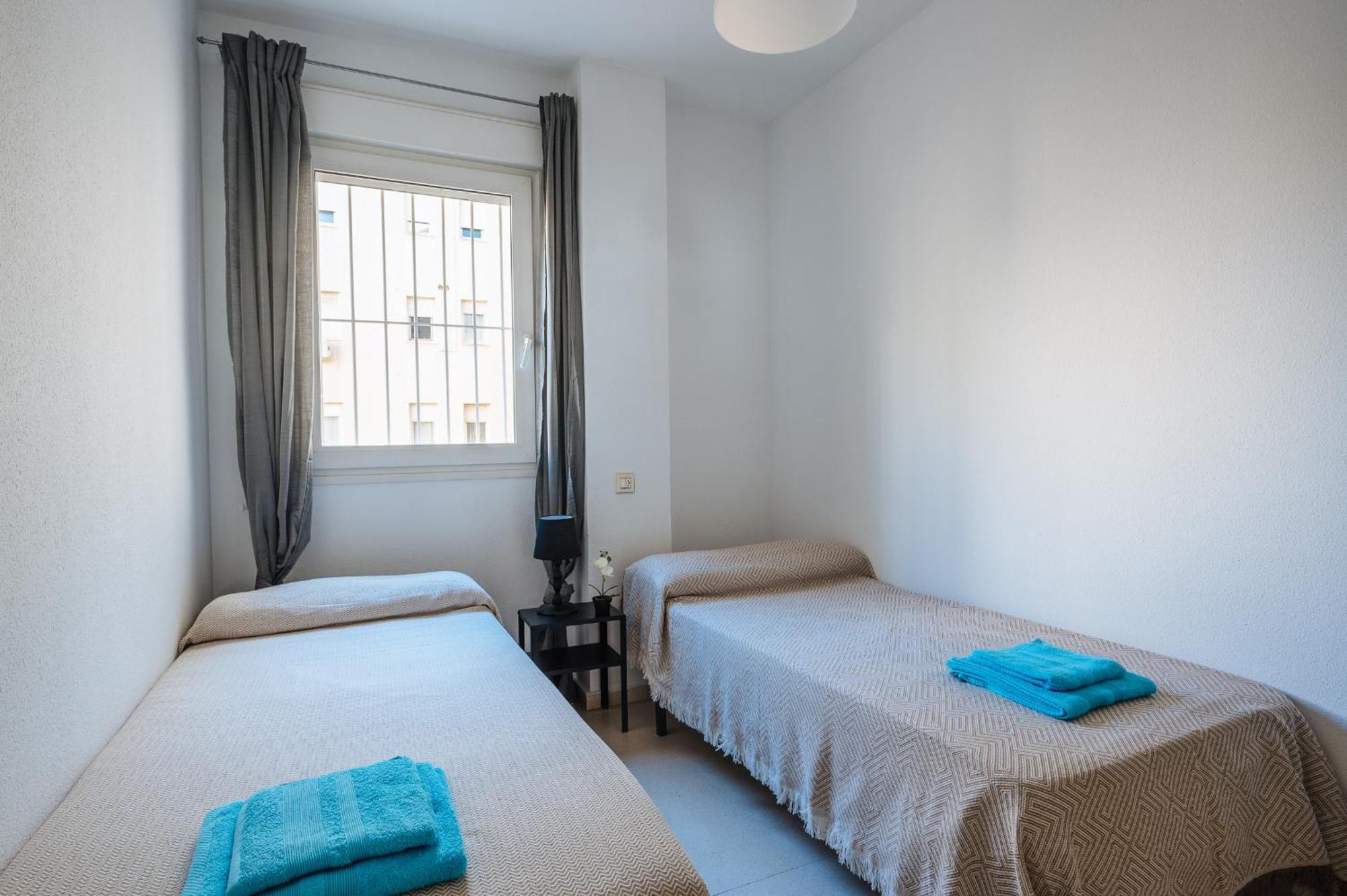 Piso Familiar Virgen Del Rocio Apartment เซบีญา ภายนอก รูปภาพ