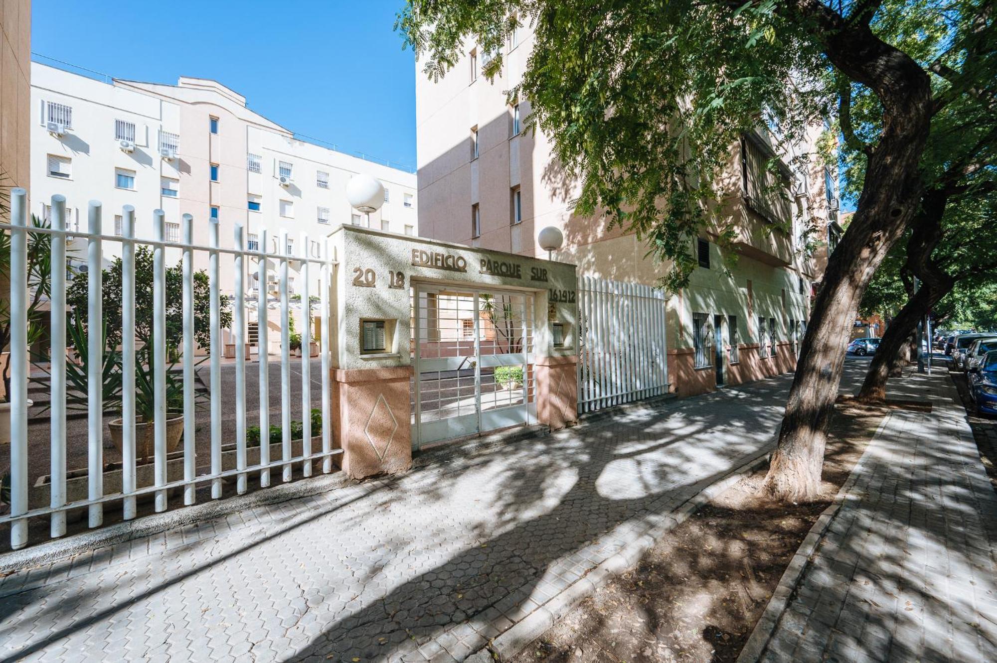 Piso Familiar Virgen Del Rocio Apartment เซบีญา ภายนอก รูปภาพ