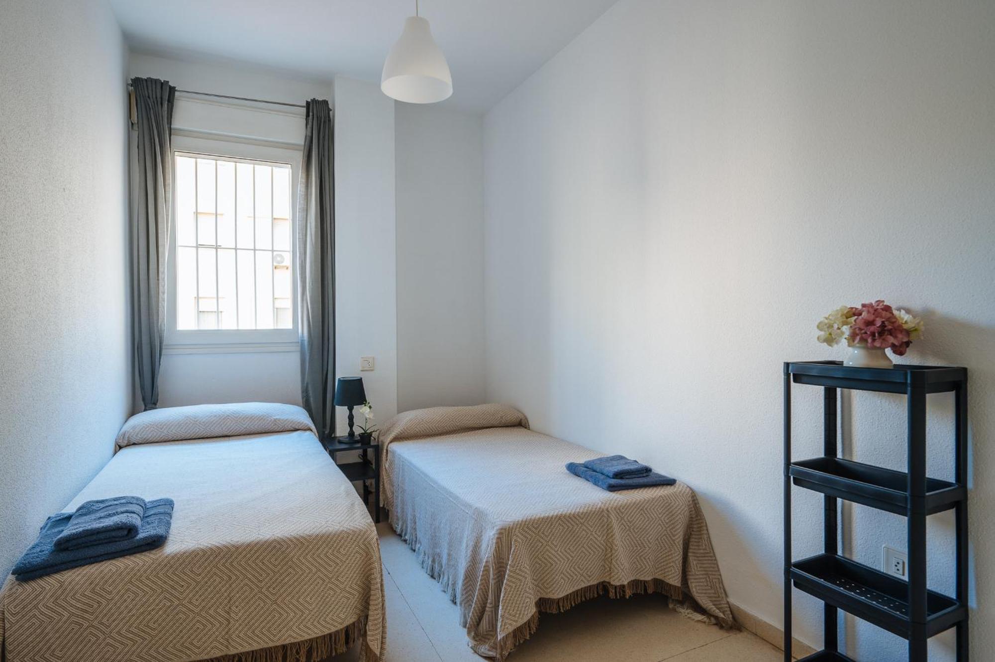 Piso Familiar Virgen Del Rocio Apartment เซบีญา ภายนอก รูปภาพ