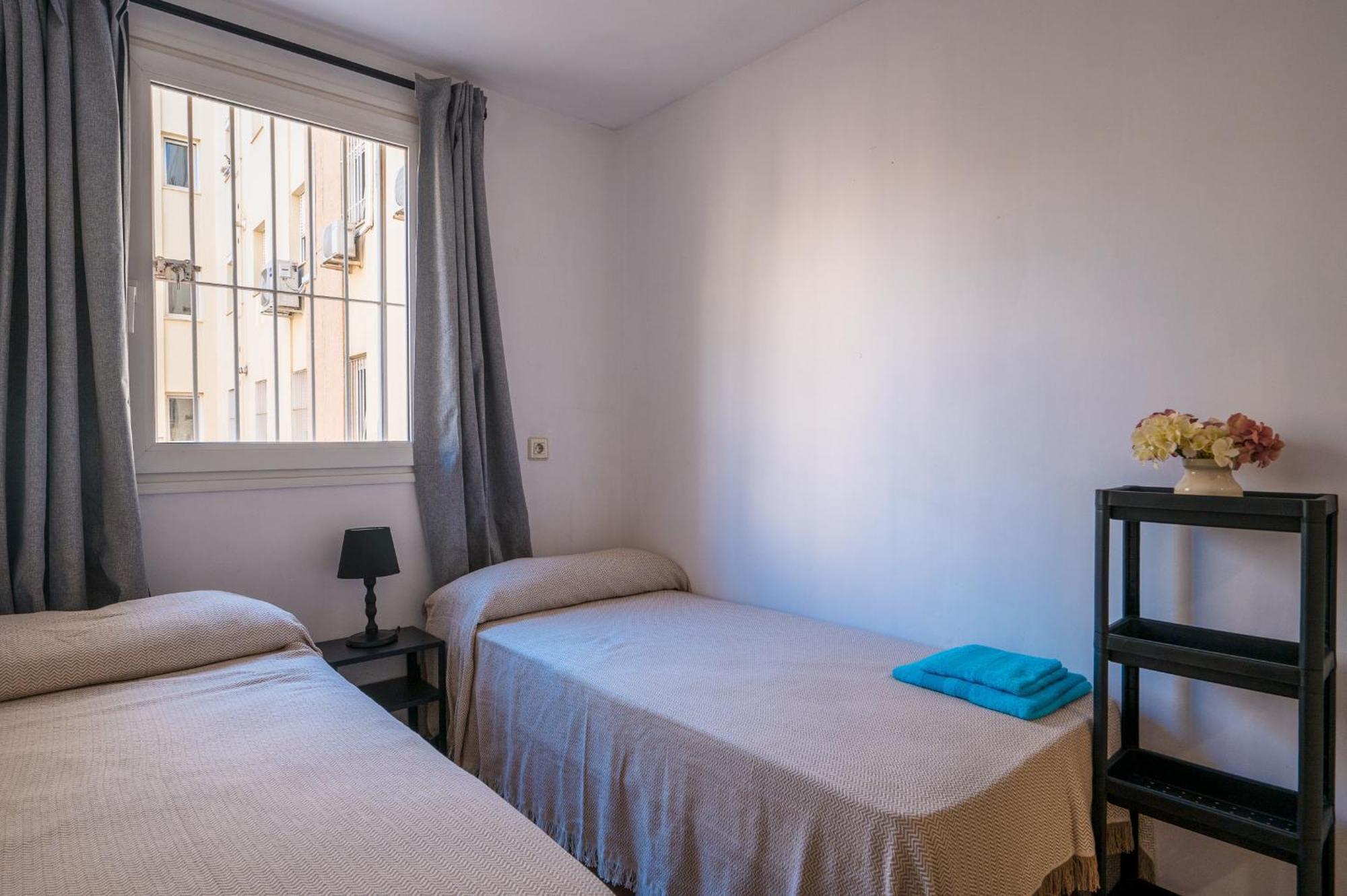 Piso Familiar Virgen Del Rocio Apartment เซบีญา ภายนอก รูปภาพ