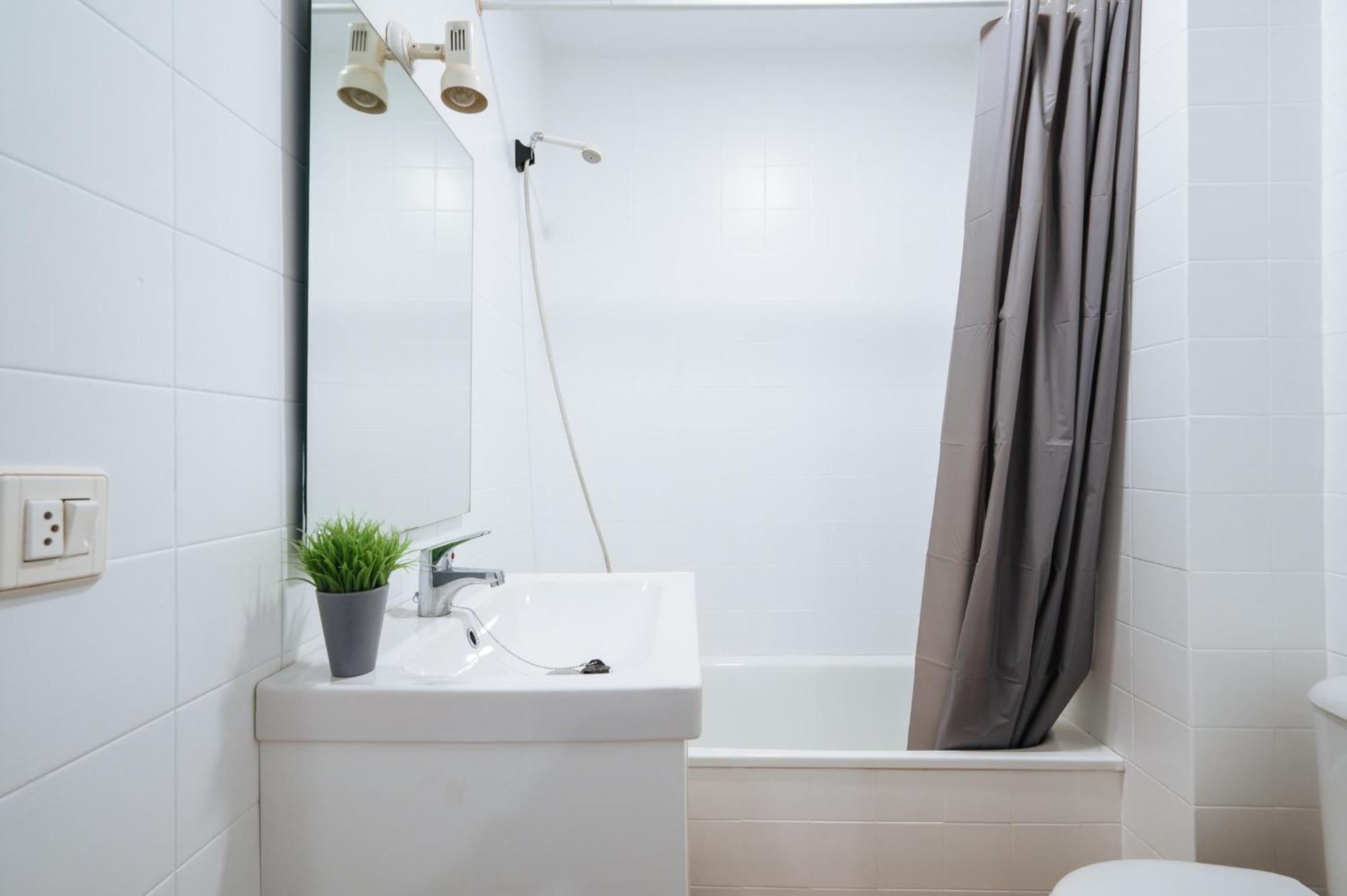 Piso Familiar Virgen Del Rocio Apartment เซบีญา ภายนอก รูปภาพ
